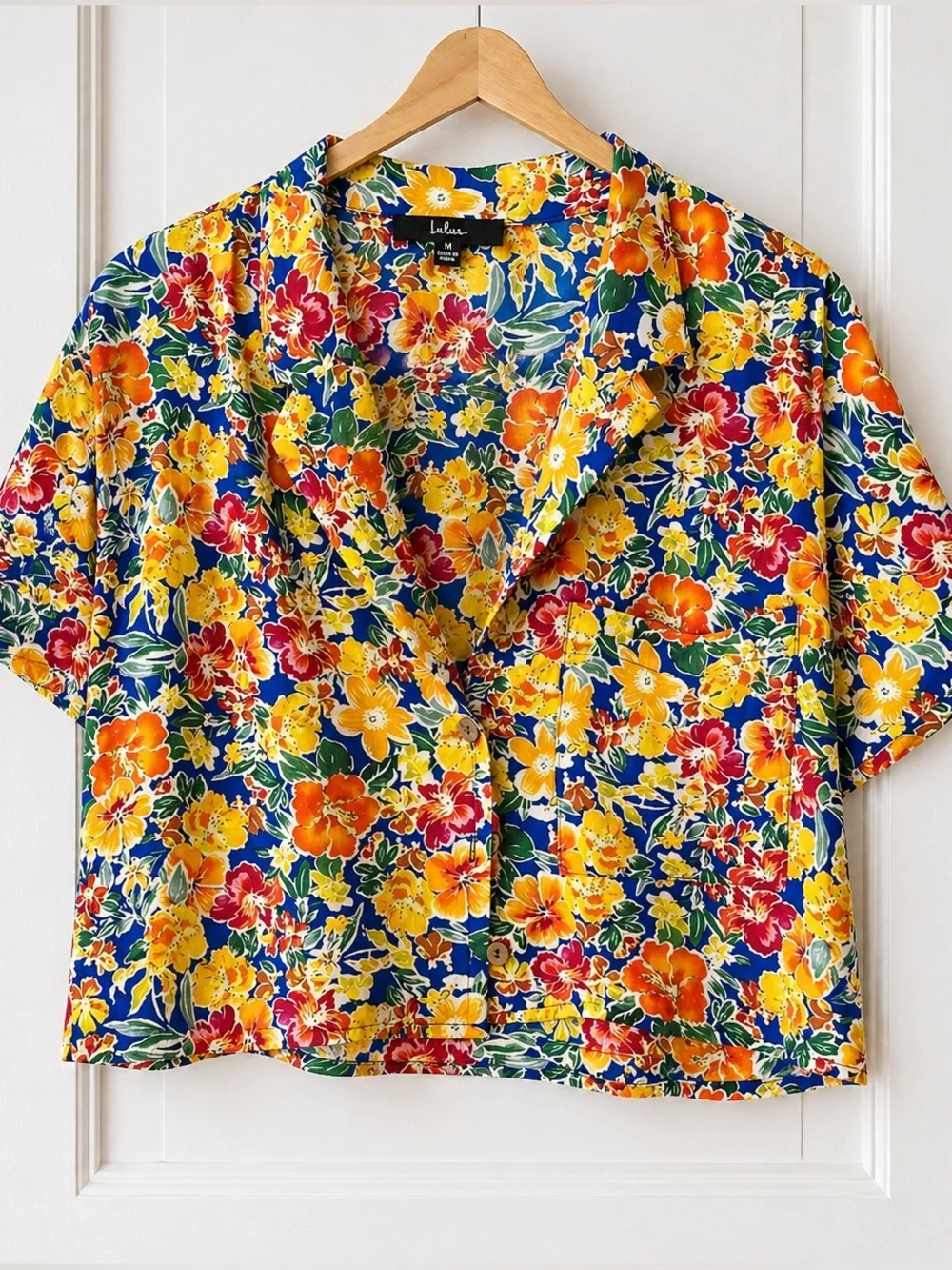 Lulus Floral Womens Blouse Size M Satin Cropped Multicolor Casual 1276